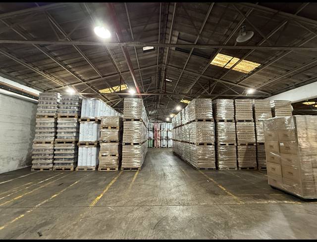 2,800M² WAREHOUSE TO LET IN BELLVILLE SOUTH
